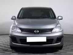 Nissan Tiida, фото №2