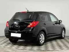 Nissan Tiida, фото №5