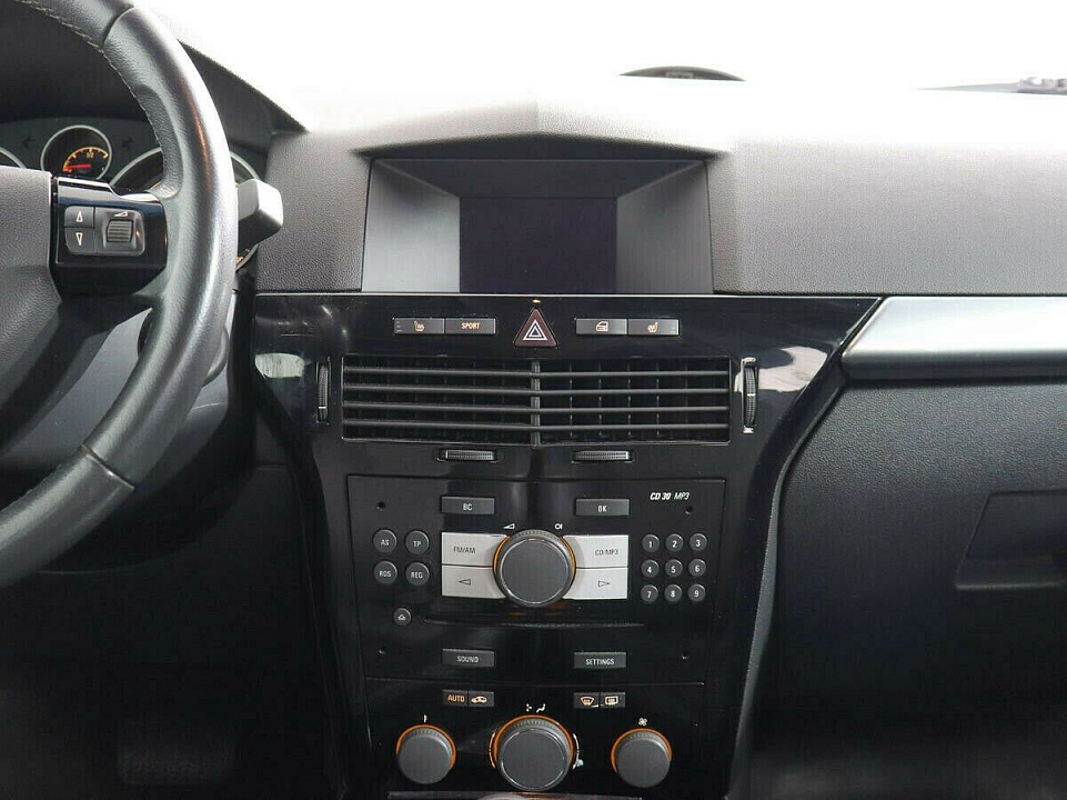 Opel Astra H Рестайлинг, фото №6
