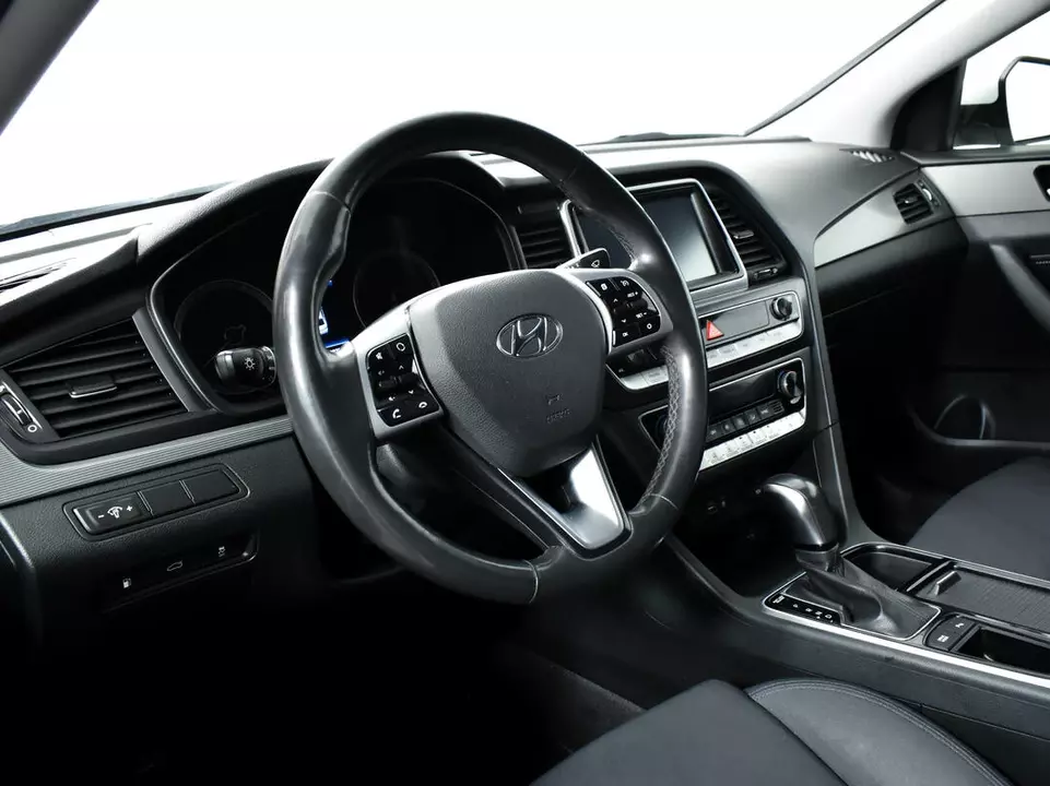 Hyundai Sonata, фото №12