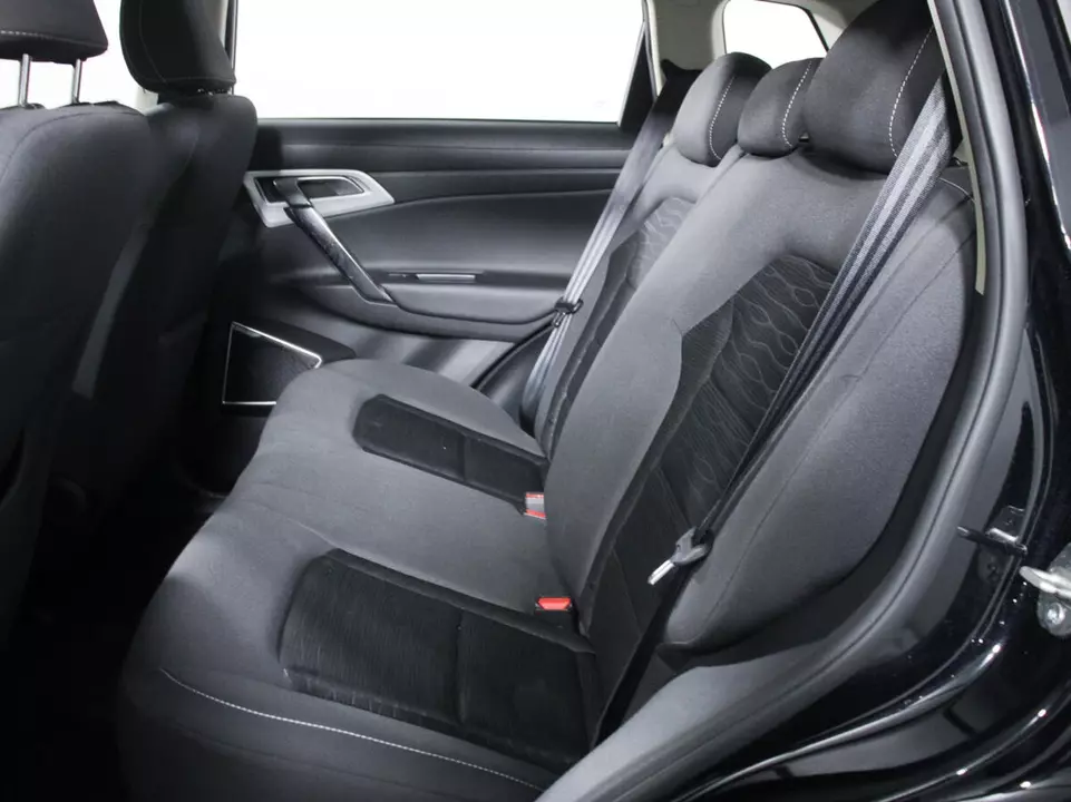 Geely Atlas, фото №10