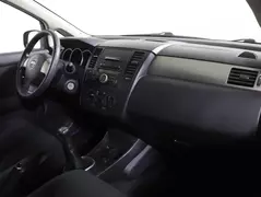 Nissan Tiida, фото №9