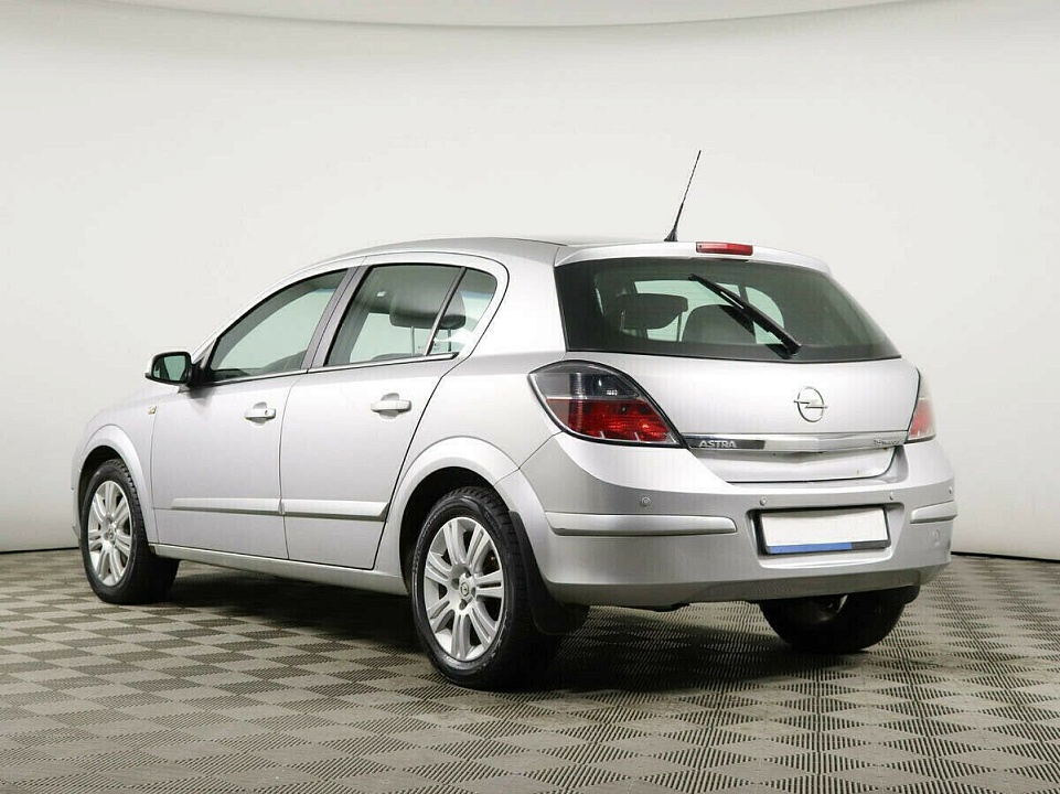 Opel Astra H Рестайлинг, фото №4