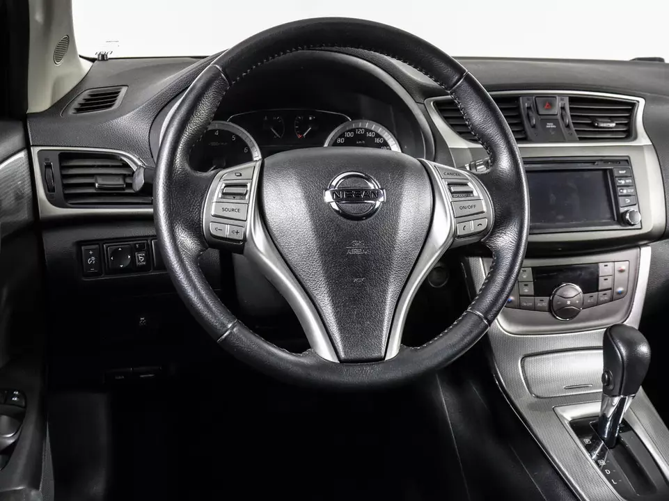 Nissan Tiida, фото №12