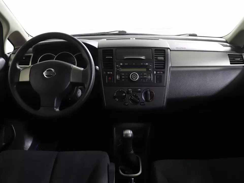 Nissan Tiida, фото №12