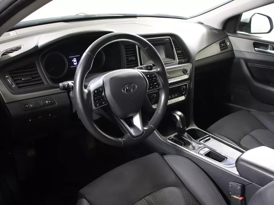 Hyundai Sonata, фото №13