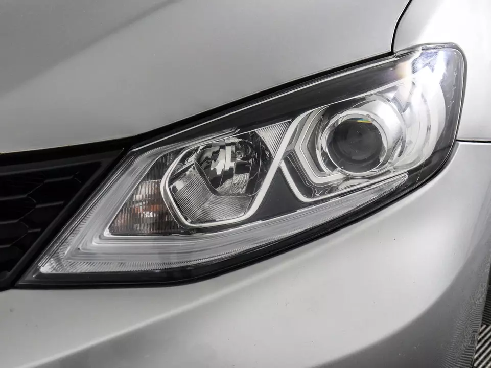 Nissan Tiida, фото №18