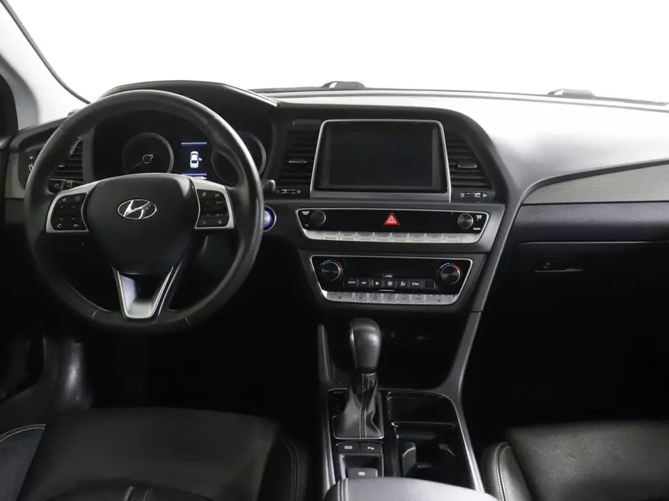Hyundai Sonata, фото №11