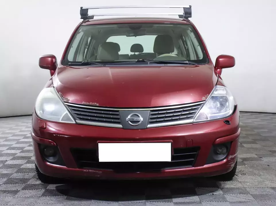 Nissan Tiida, фото №2