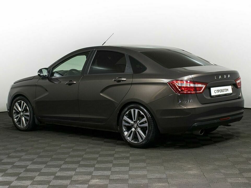 LADA Vesta, фото №4