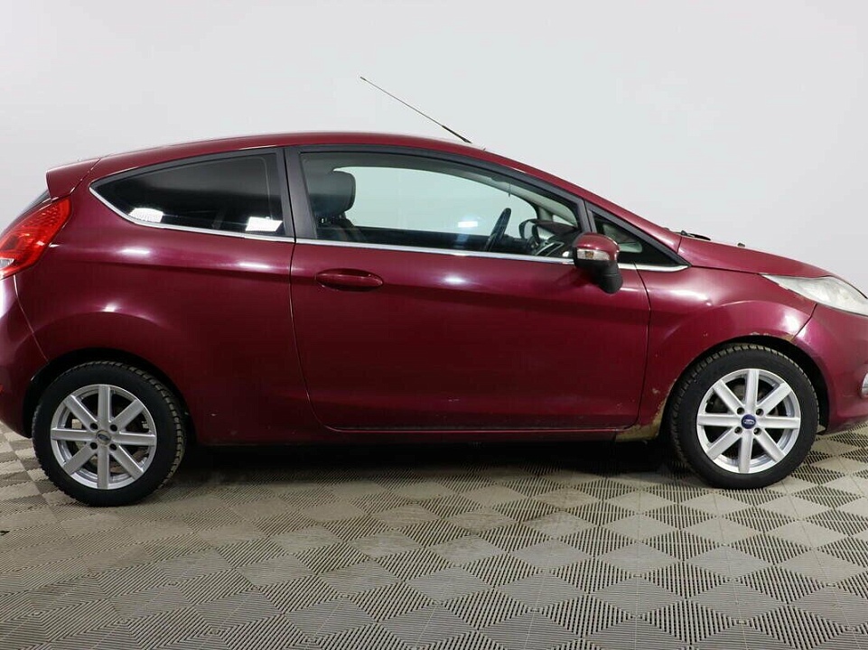 Ford Fiesta Mk6, фото №4