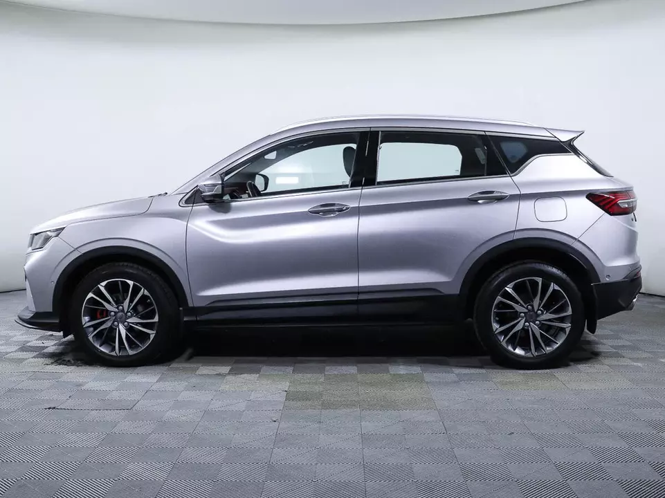 Geely Coolray, фото №8