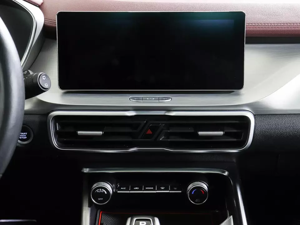 Geely Coolray, фото №13