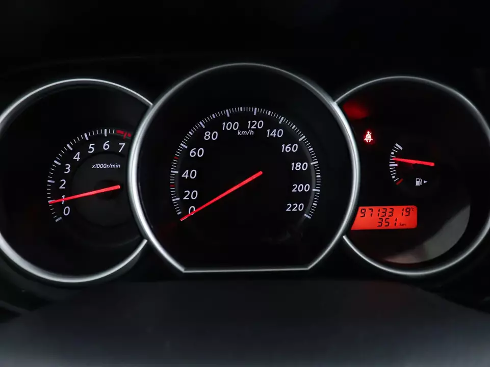 Nissan Tiida, фото №16