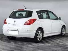 Nissan Tiida, фото №5