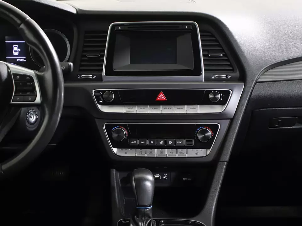 Hyundai Sonata, фото №12