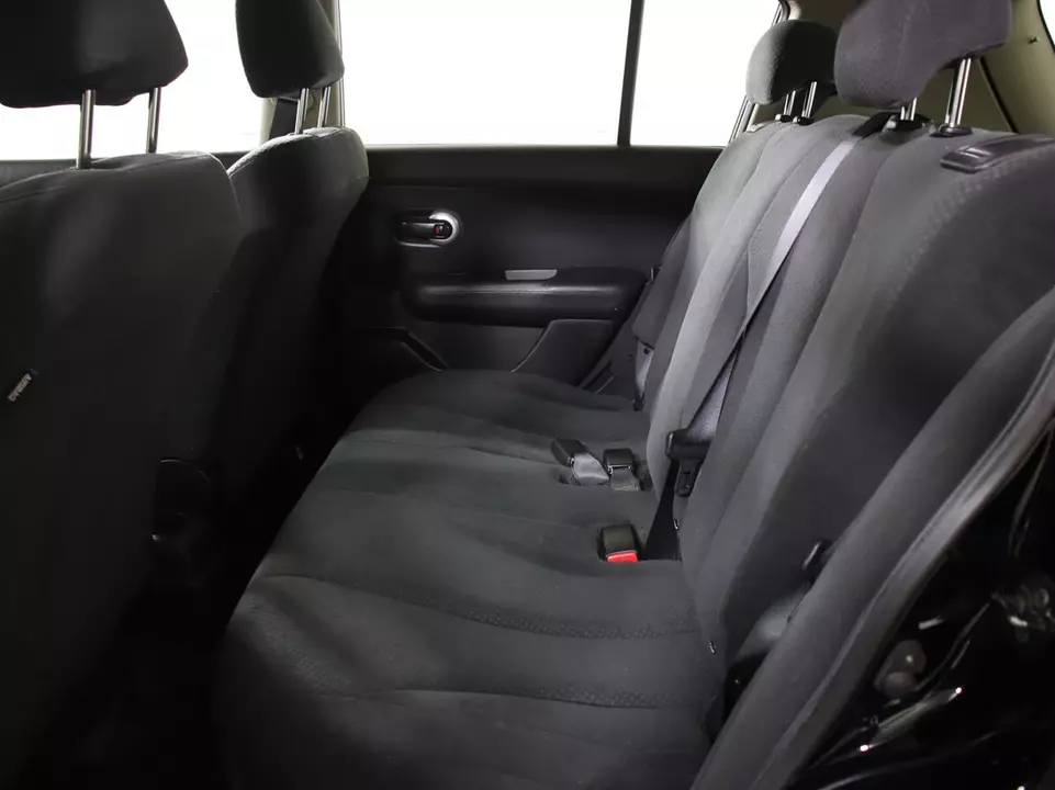 Nissan Tiida, фото №10