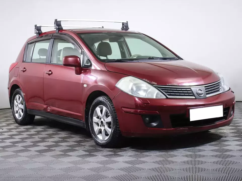 Nissan Tiida, фото №3