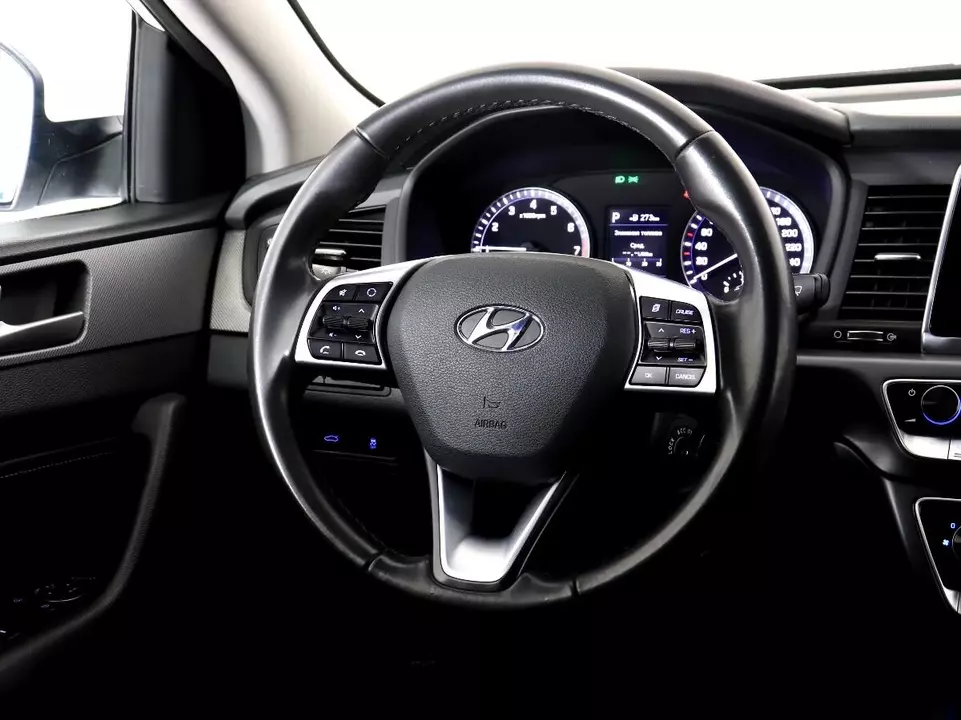 Hyundai Sonata, фото №13