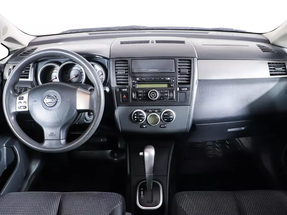 Nissan Tiida, фото №14