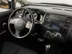 Nissan Tiida, фото №9