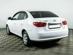 Hyundai Elantra 1.6 Автомат, фото №4