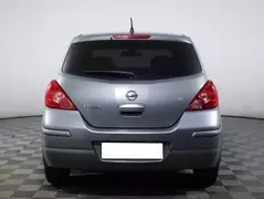 Nissan Tiida, фото №6