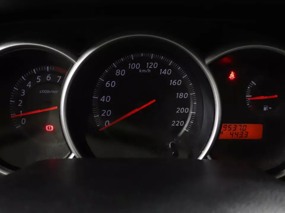 Nissan Tiida, фото №11