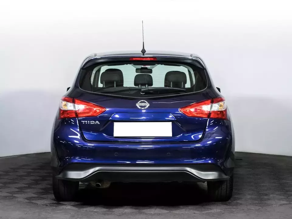 Nissan Tiida, фото №6