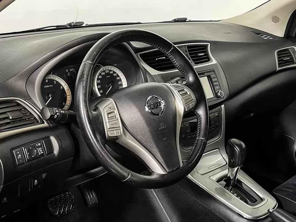Nissan Tiida, фото №13