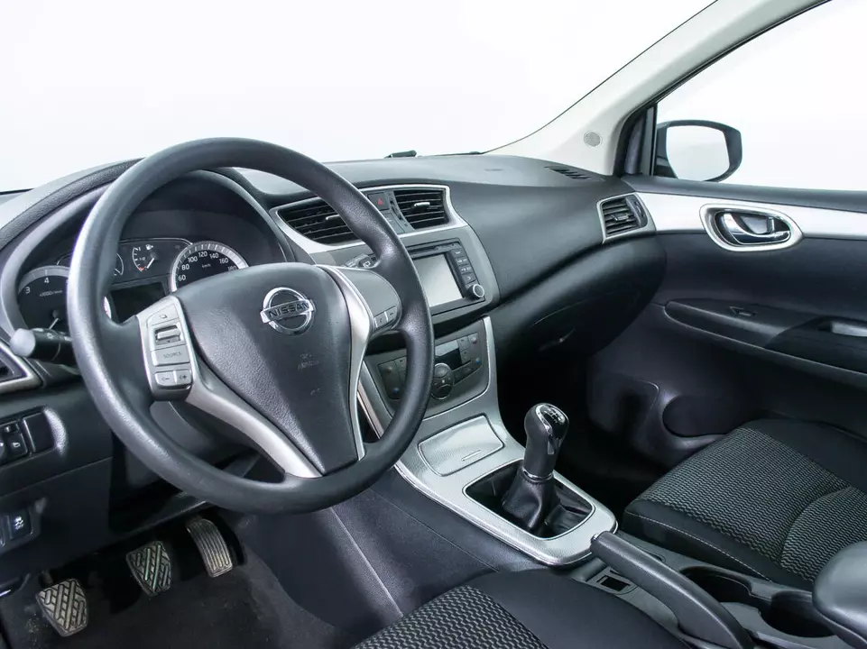 Nissan Tiida, фото №13