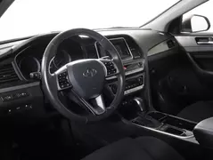 Hyundai Sonata, фото №13