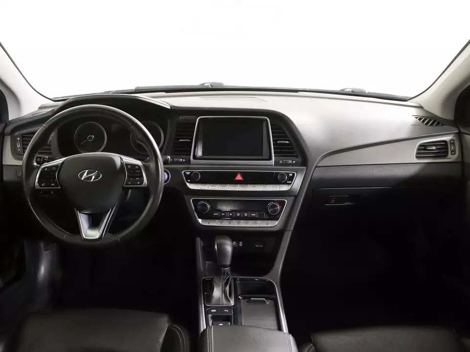 Hyundai Sonata, фото №11