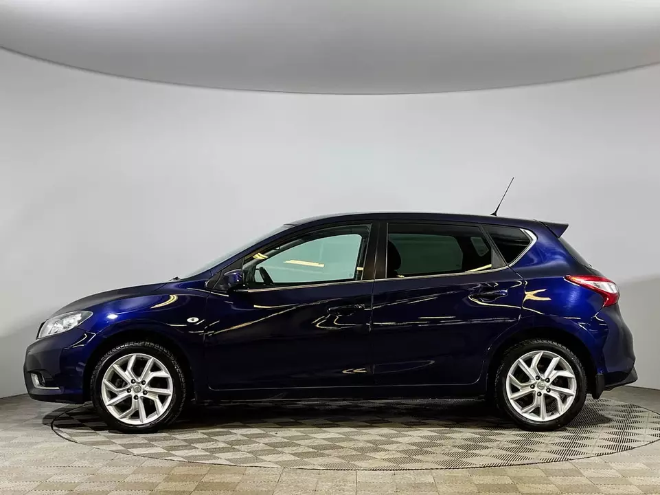 Nissan Tiida, фото №8