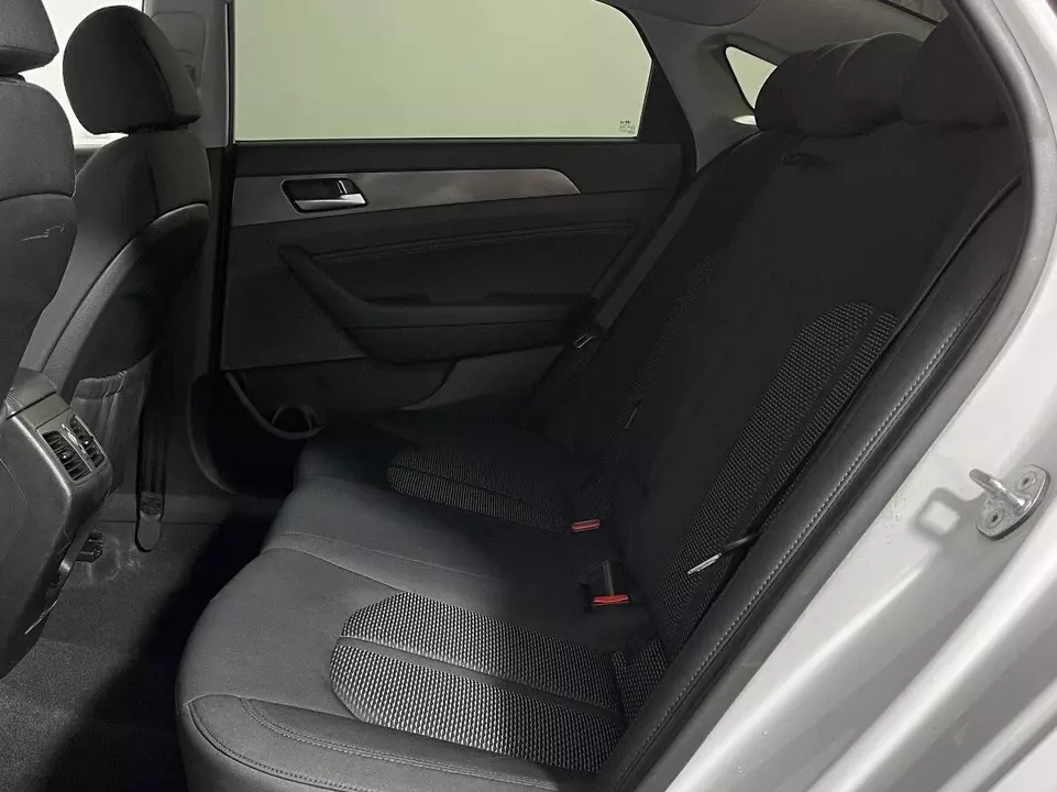 Hyundai Sonata, фото №10