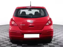 Nissan Tiida, фото №6