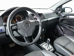 Opel Astra H Рестайлинг, фото №5