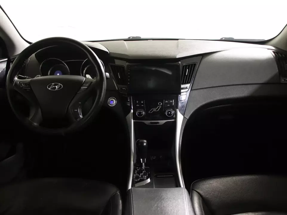Hyundai Sonata, фото №12
