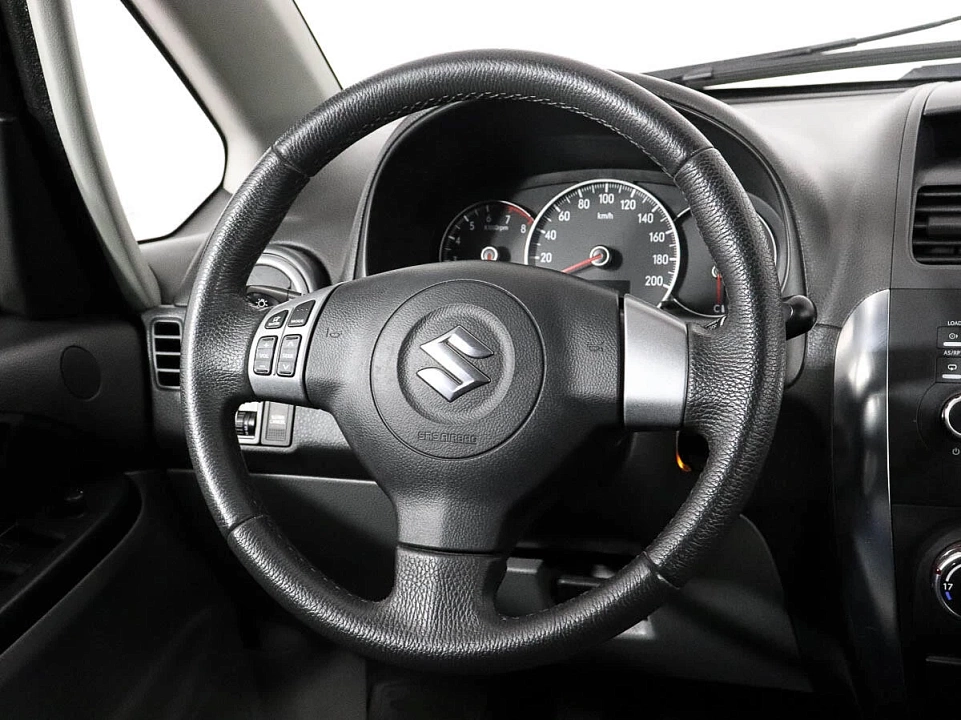 Suzuki SX4, фото №9