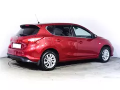 Nissan Tiida, фото №5