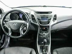 Hyundai Elantra 1.8 Автомат, фото №9
