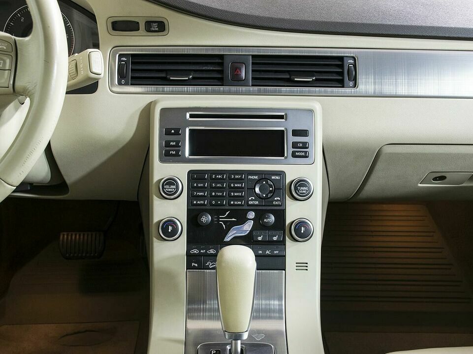 Volvo XC70, фото №11